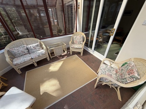 White wicker vintage - vintage, style