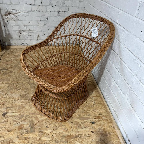 Wicker low armchair - low, curved